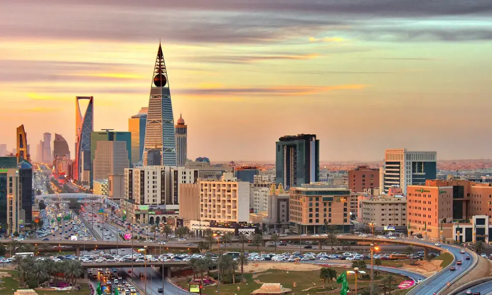 اقتصاد السعودية يجذب الاستثمارات الخليجية خلال الحرب