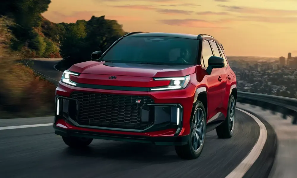 تويوتا تكشف عن مواصفات سيارة RAV4 الهجينة 2026