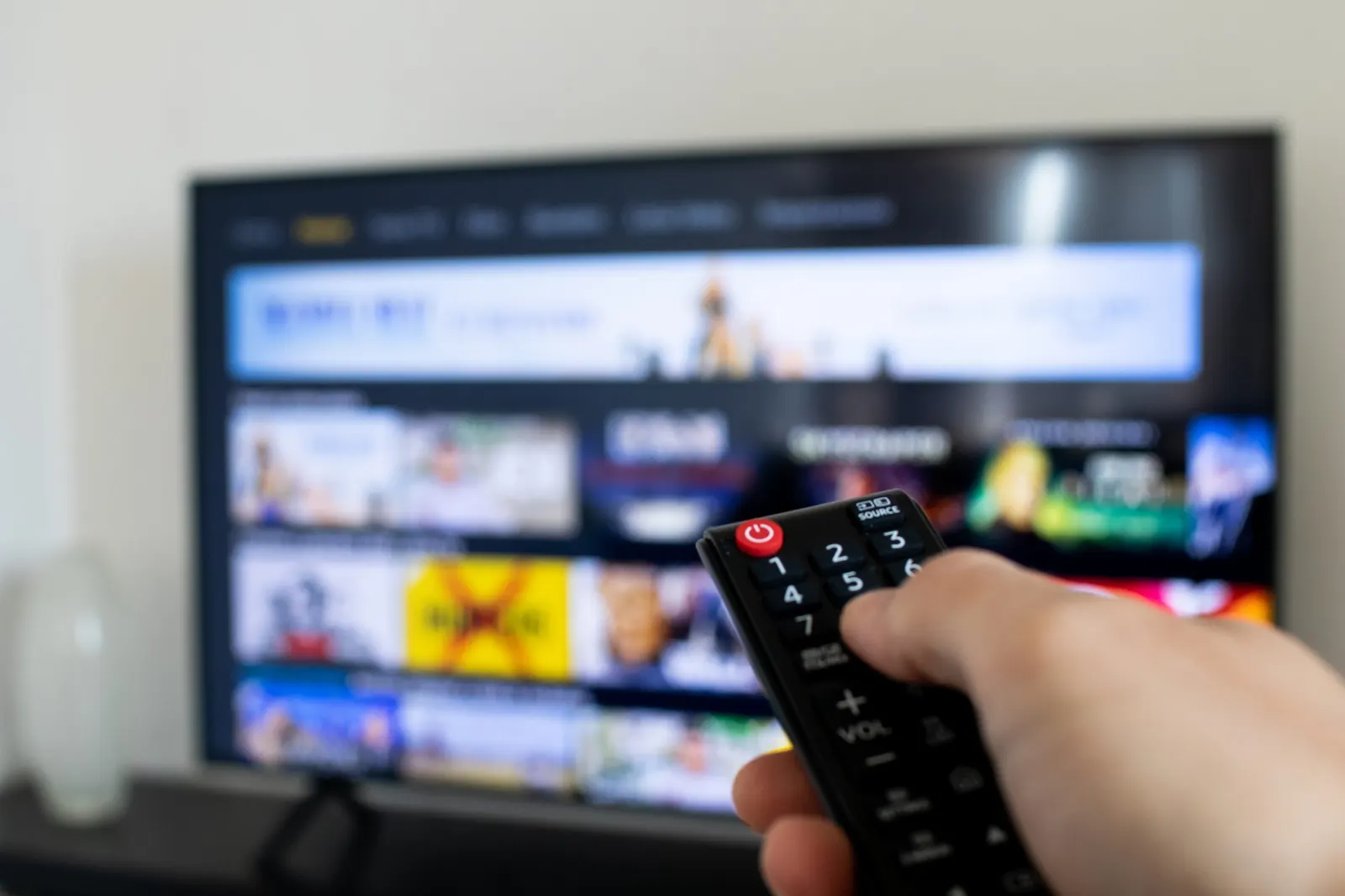 بالأرقام.. أنواع المحتوى التلفزيوني المفضل والأكثر شيوعًا في بعض دول العالم