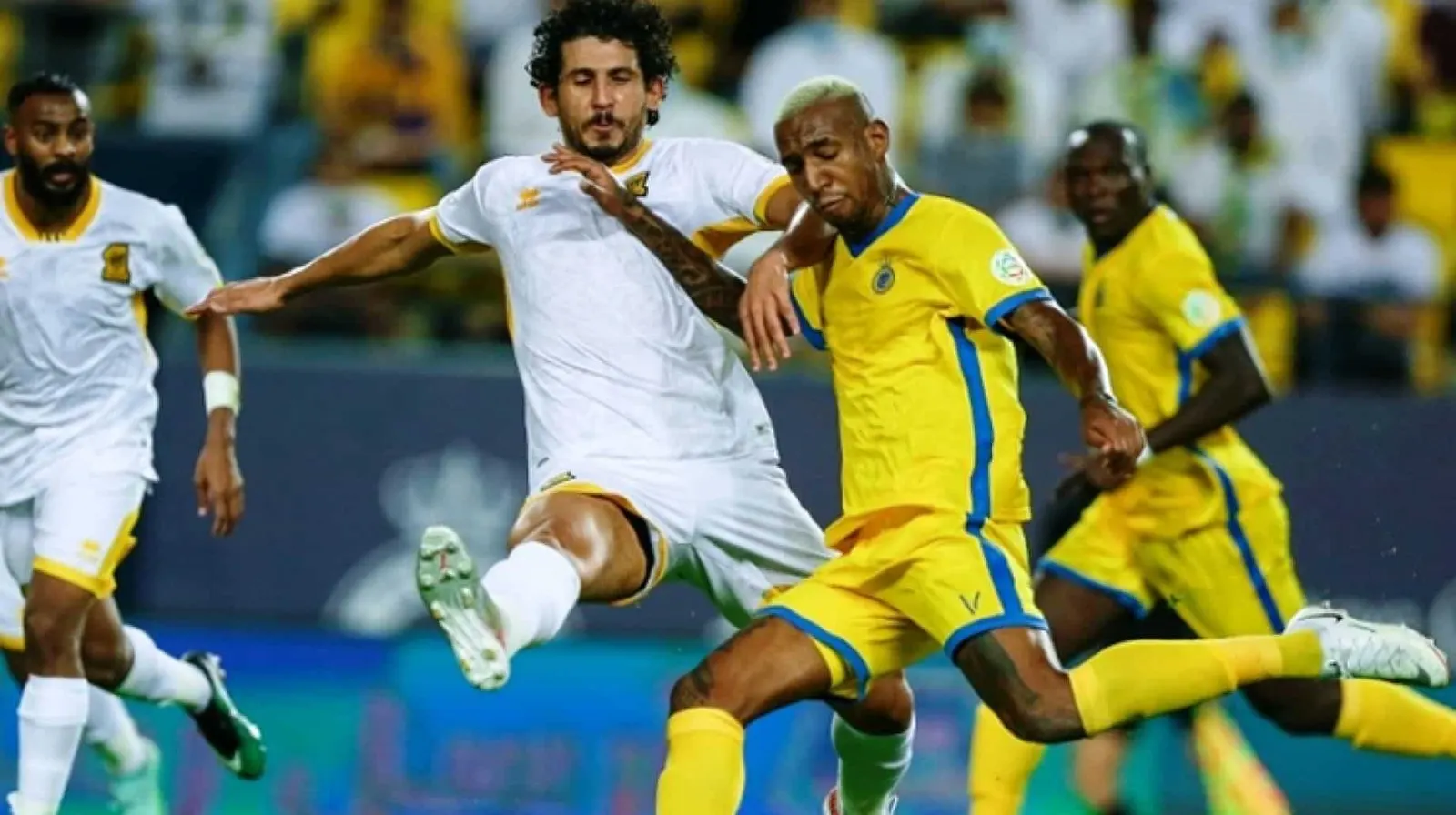 المنافسة مشتعلة.. ما هي حظوظ الاتحاد والنصر في التتويج بلقب الدوري؟