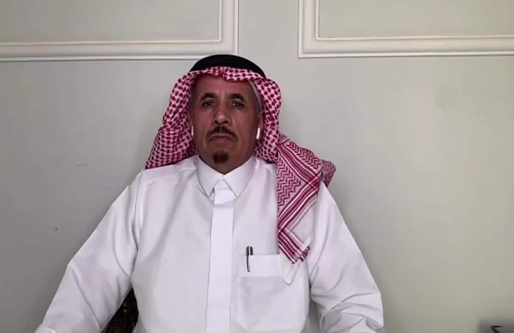 باحث اقتصادي يوضح أداء السوق المالية رغم التوترات السياسية