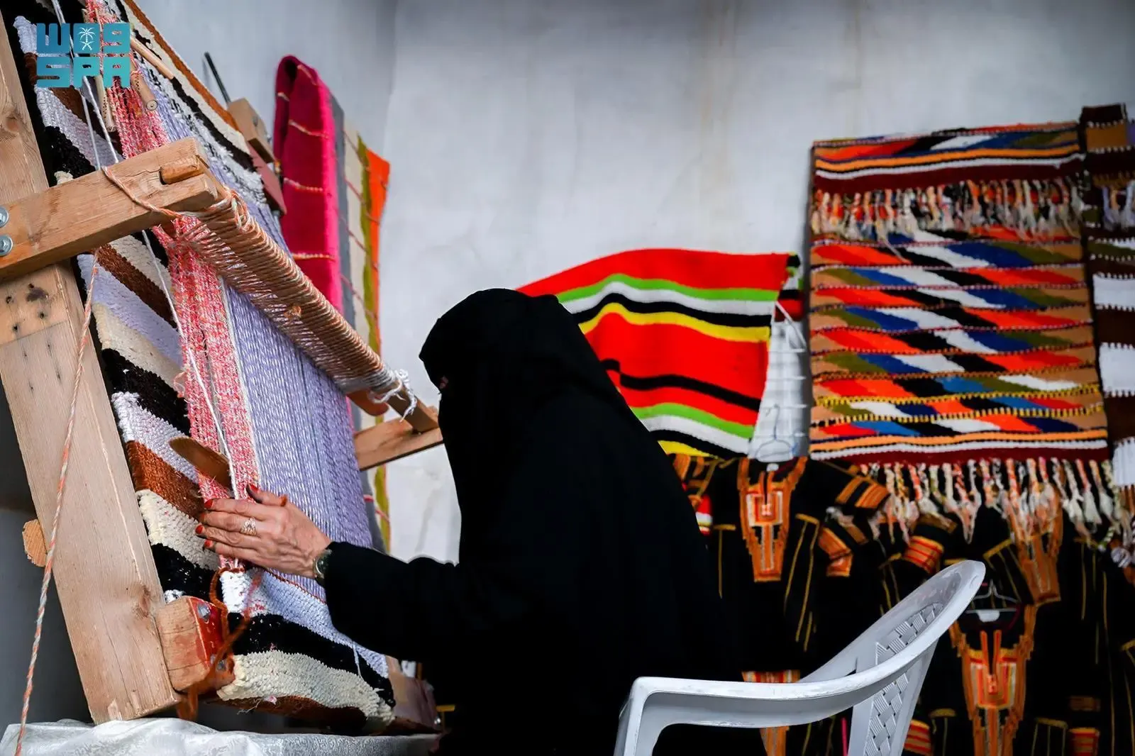 حياكة السدو.. فن أصيل احترفته المرأة السعودية على مر العصور