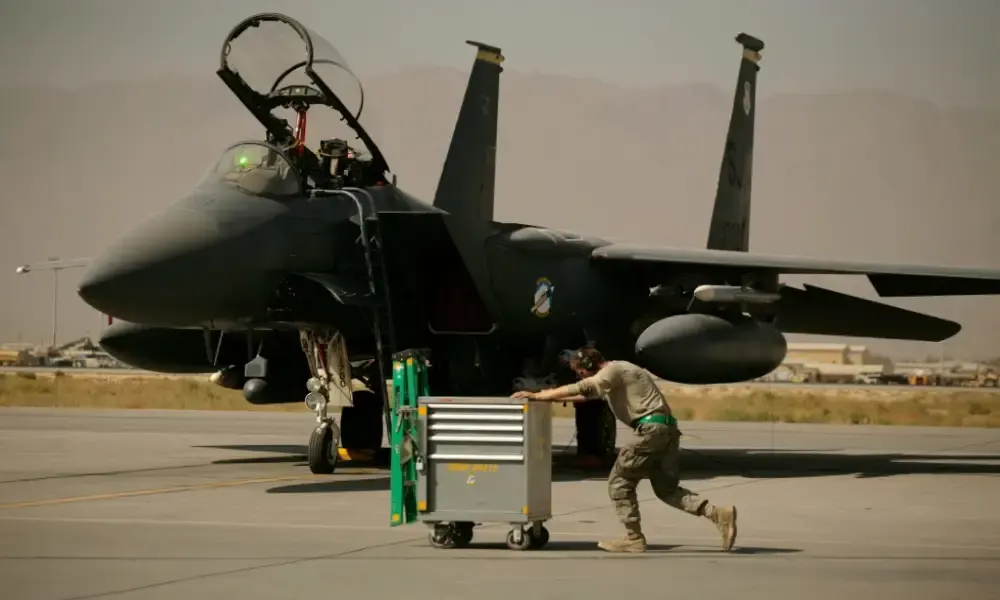 إيران تُسقط طائرتين أمريكيتين.. أول خسارة جوية قتالية منذ عقدين