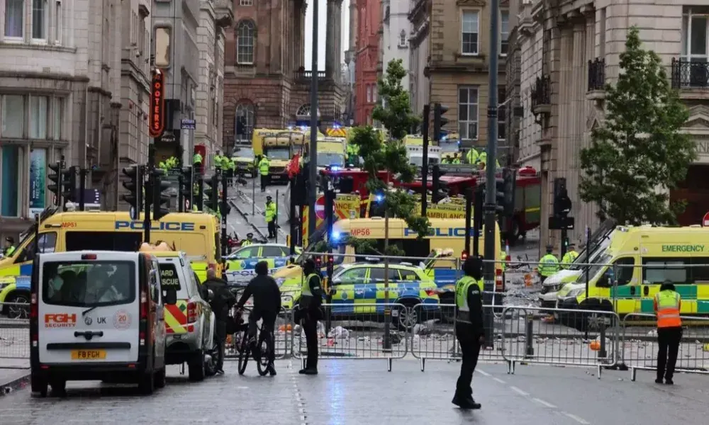 حادث دهس مشجعي ليفربول.. احتفال تحول إلى مأساة