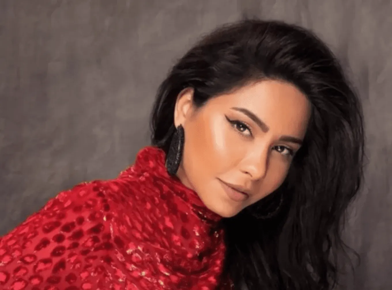 على "الشيزلونج".. فنانون لجأوا للعلاج النفسي قبل شيرين