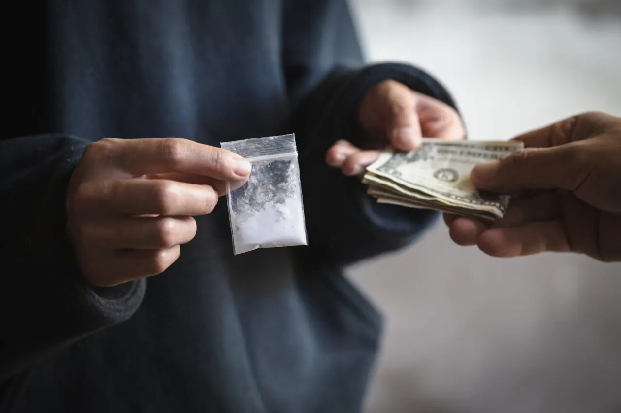 احذرها.. أسباب تؤدي لإدمان المخدرات