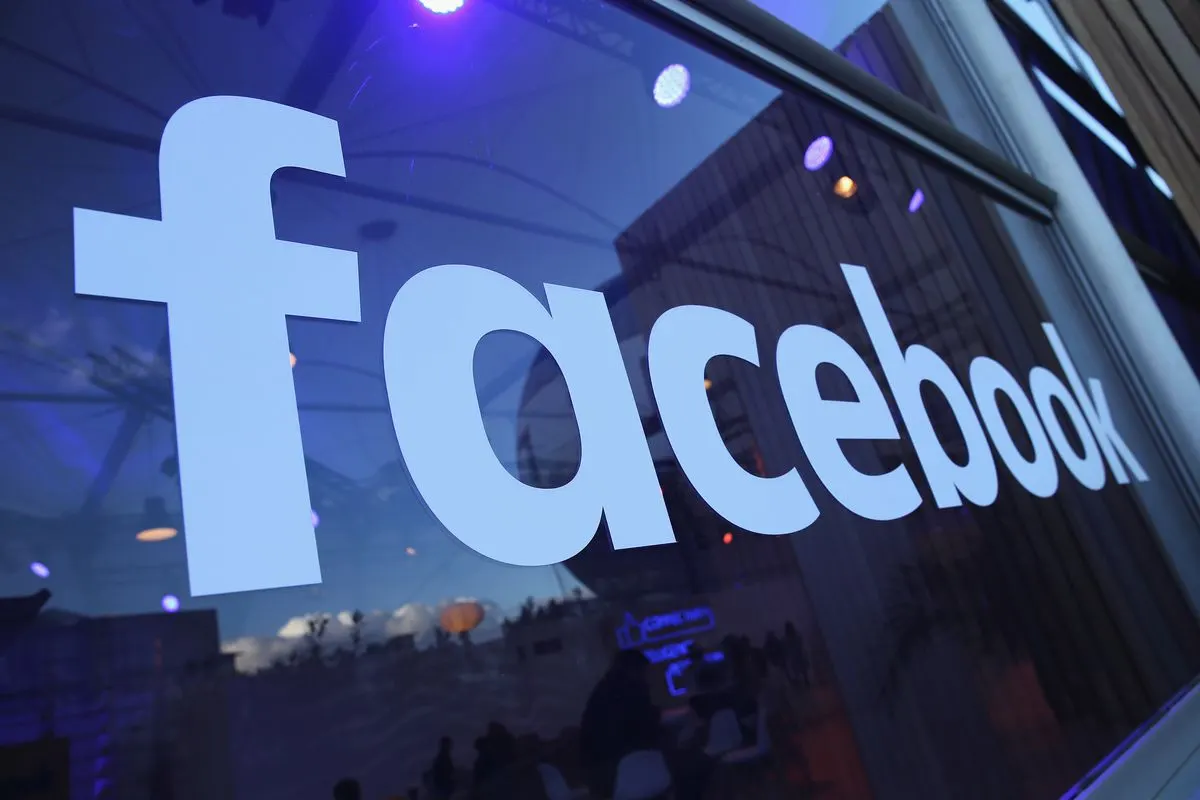 لماذا يدفع "فيسبوك" 500 مليون دولار سنويًا لـ Accenture؟