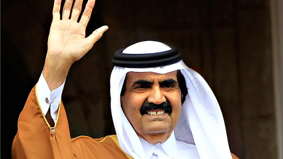 الشيخ حمد بن خليفة آل ثاني.. مسيرة قائد نحو قطر الحديثة