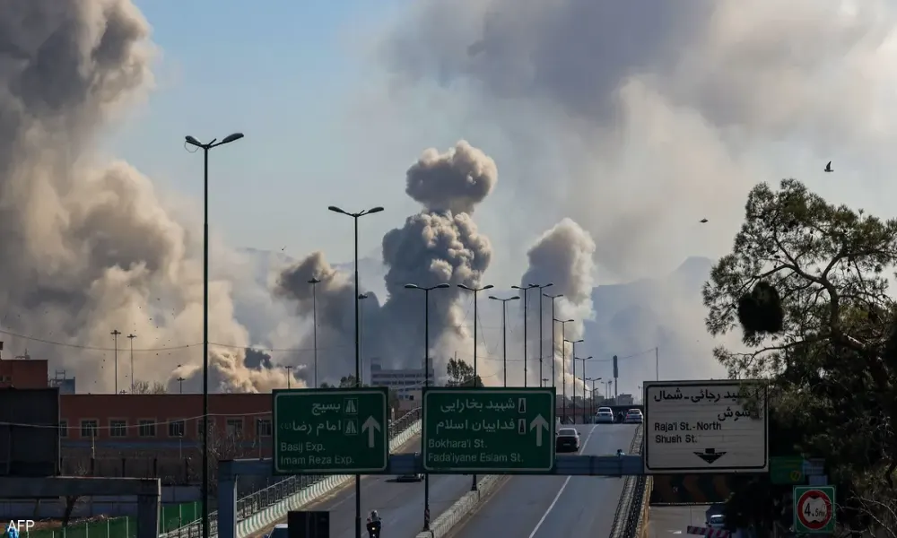 طبول الحرب في هرمز.. واشنطن وطهران تتبادلان الضربات مجددًا