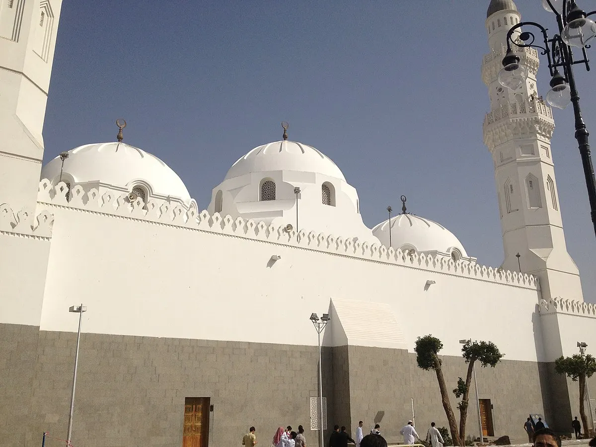 أسباب عدم وجود مساجد في بعض الأحياء.. وزير "الشؤون الإسلامية" يوضح