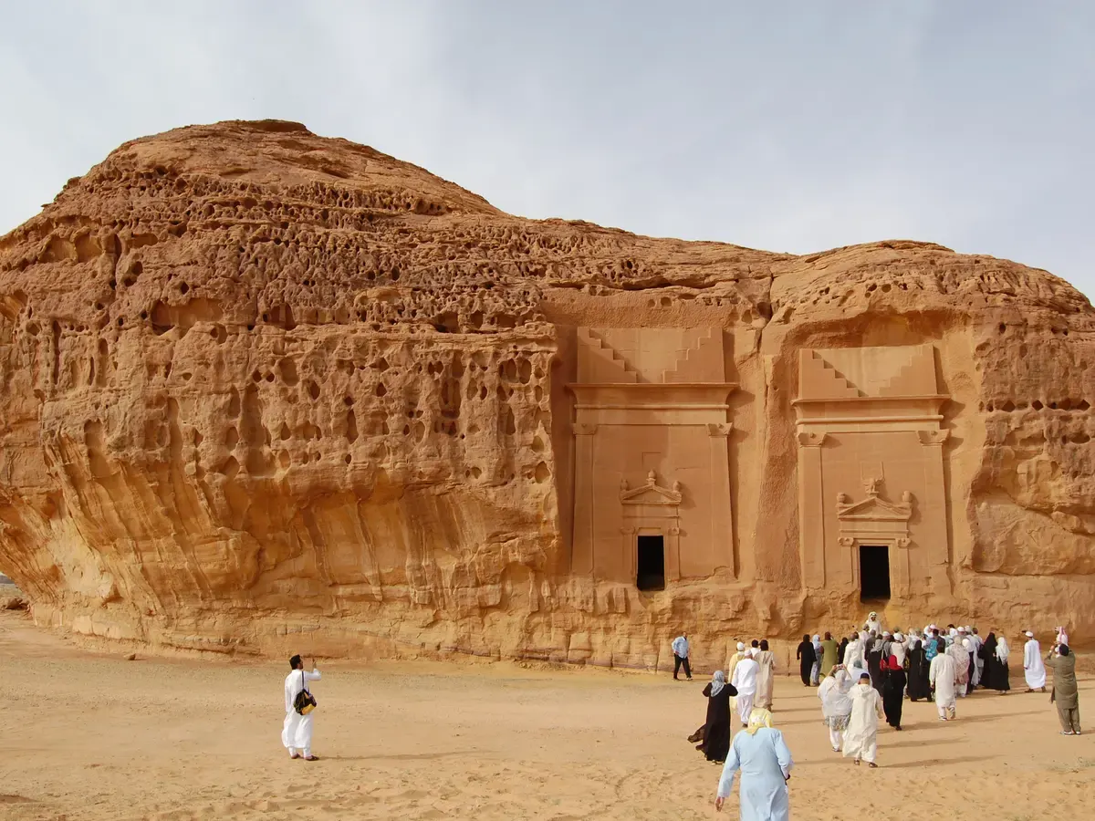 السياحة الدولية.. أداء سعودي مُبهر