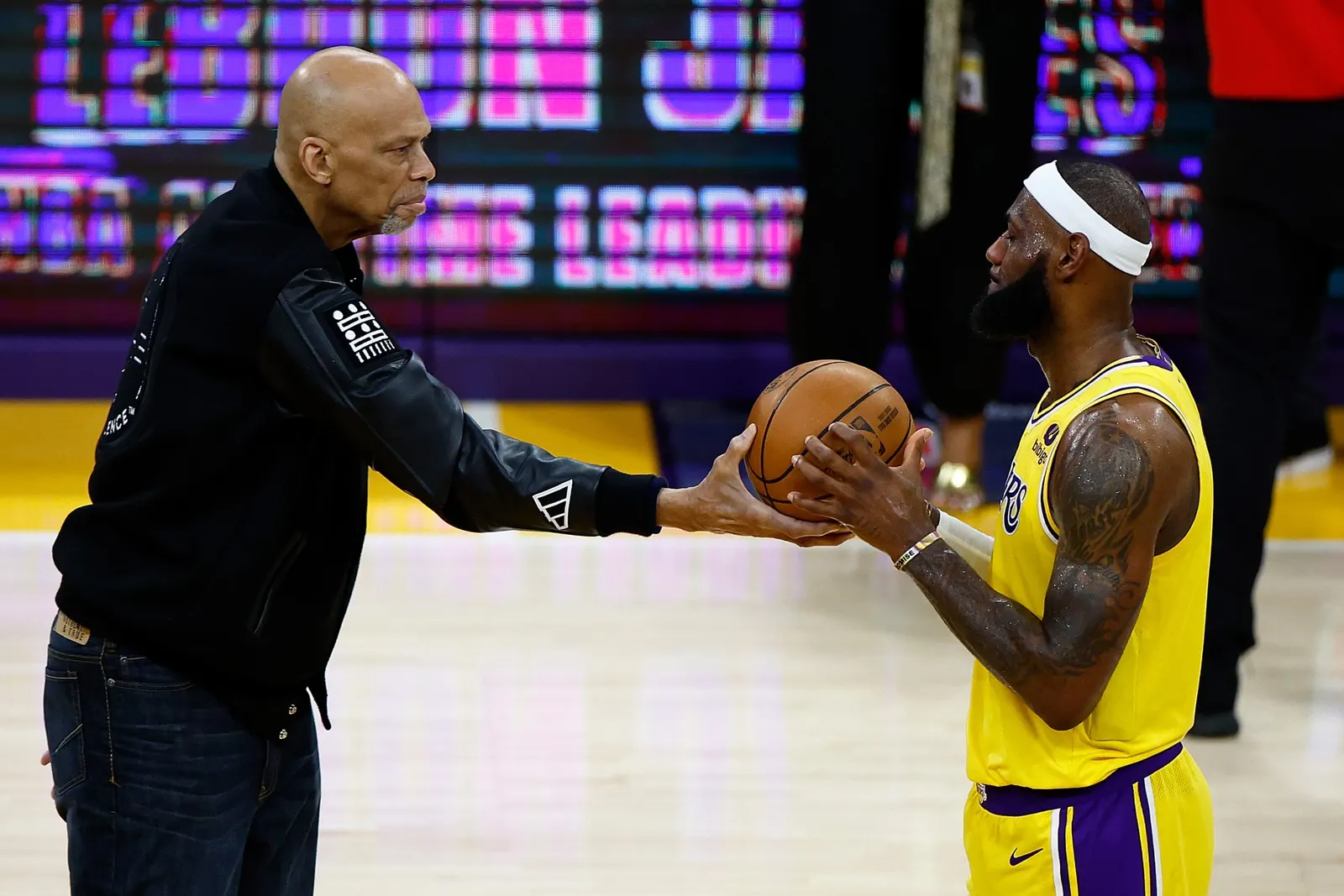 قائمة مُحدثة: أكثر لاعبي NBA تسجيلا للنقاط على مر التاريخ