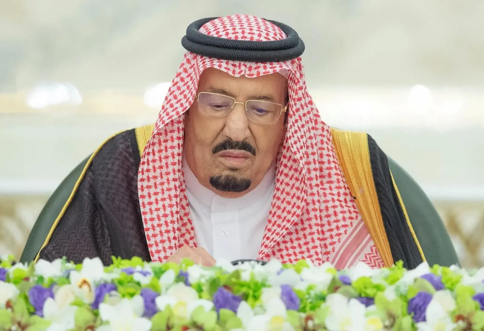 مجلس الوزراء يرحب بتفعيل التحالف البحري الدفاعي ويجدد رفض اعتداءات إيران
