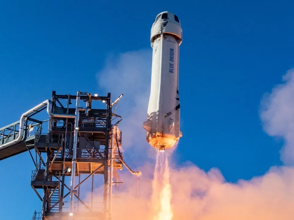 كيف يمكن لسباق Blue Origin و SpaceX و Virgin Galactic أن يؤثر على الغلاف الجوي؟