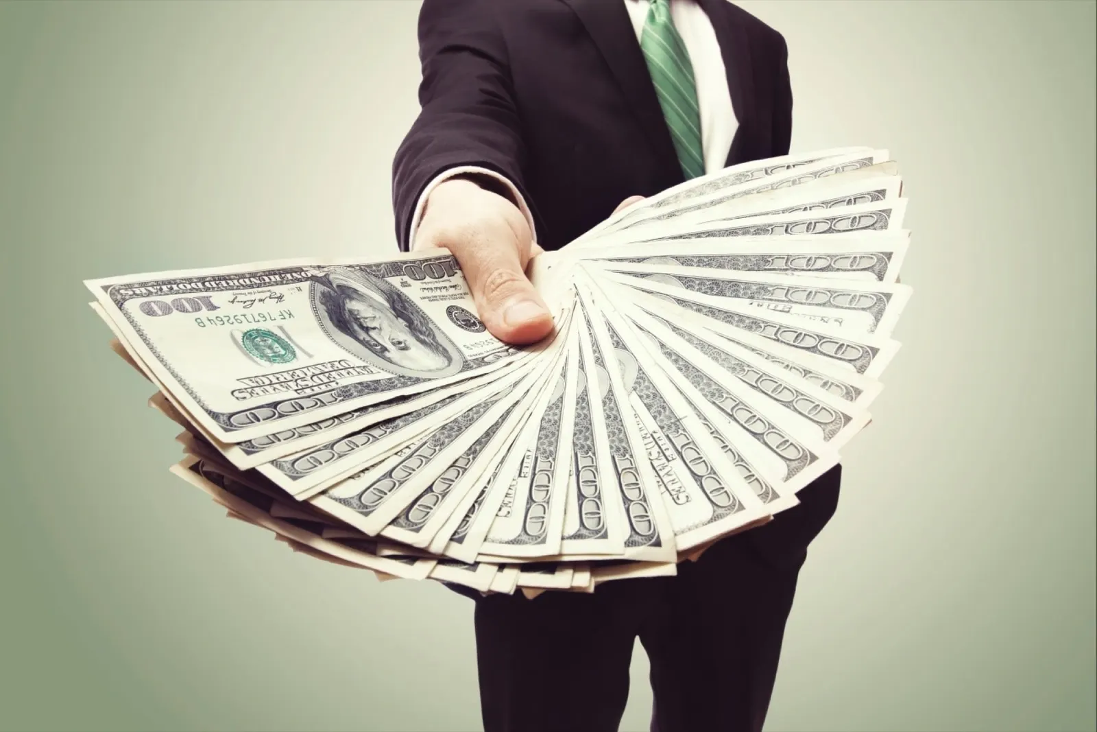 4 أسرار تقودك إلى الحرية المالية