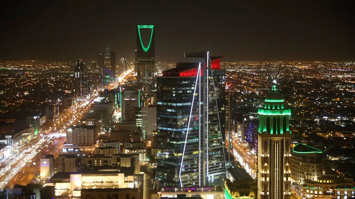 الاستثمارات في المملكة.. باب مفتوح على النهضة الاقتصادية