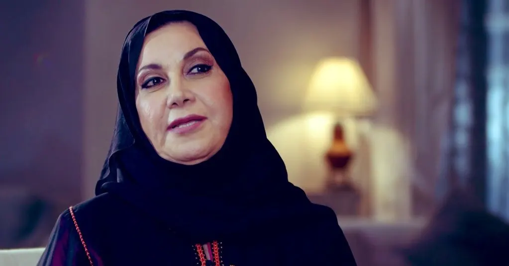 الدكتورة هند الخثيلة تروي قصة عُرس في قصر الملك فيصل سبب لها أزمة