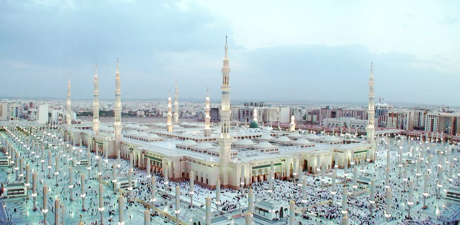 حكاية الأغوات.. وعلاقتهم التاريخية بالمسجد النبوي