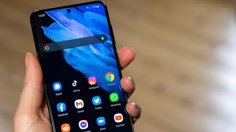 كيف يمكن استخدام ميزة الأرشفة التلقائية للتطبيقات في هواتف Android؟