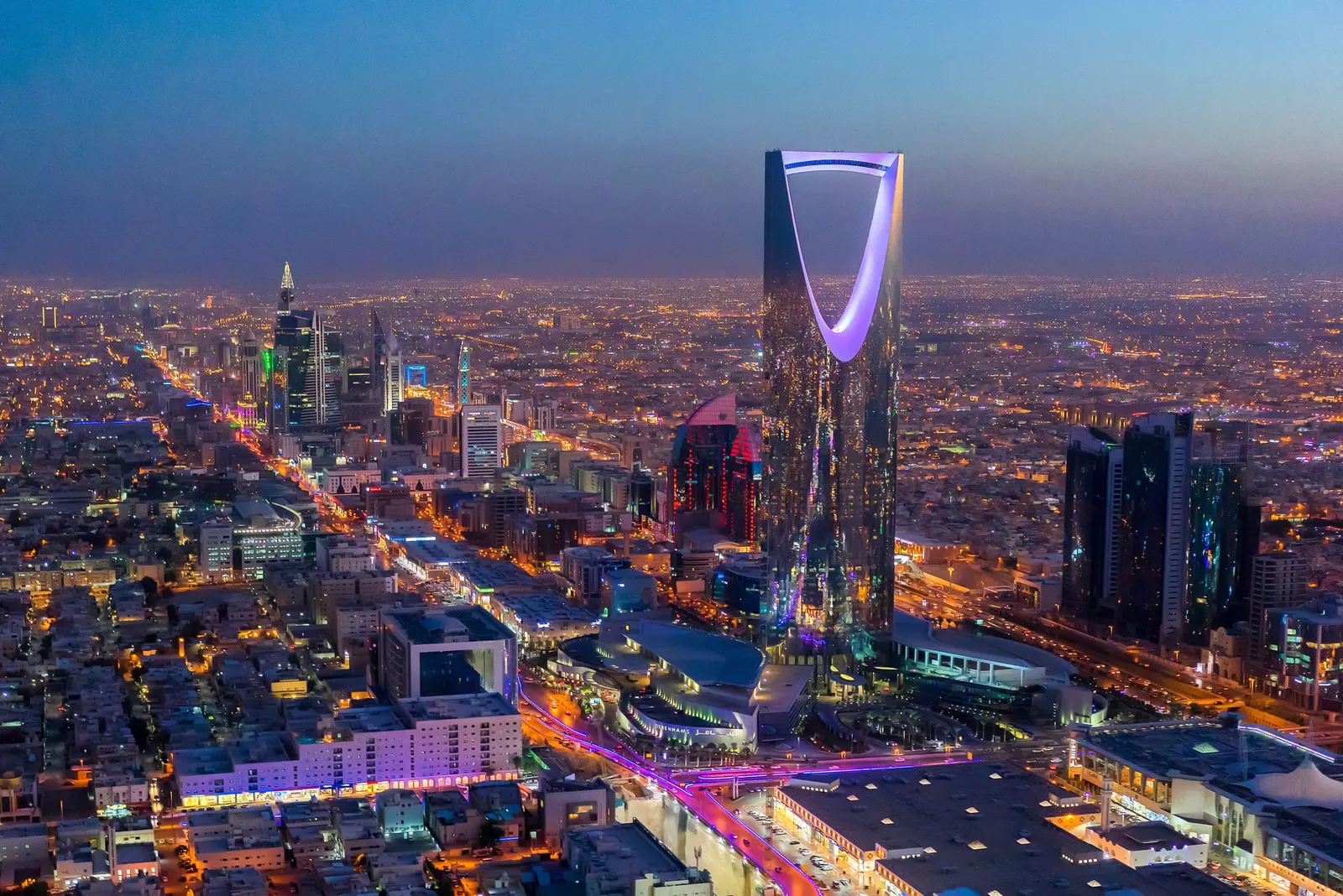 المملكة تتألق عالميًا.. إنجازات السعودية في فبراير 2025