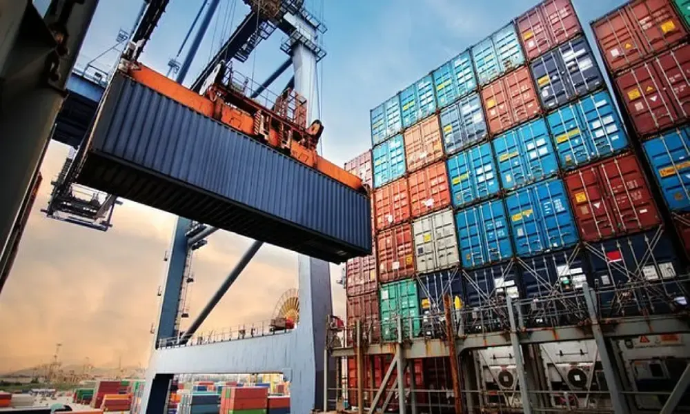 الصادرات غير البترولية السعودية ترتفع بنسبة 24.6%