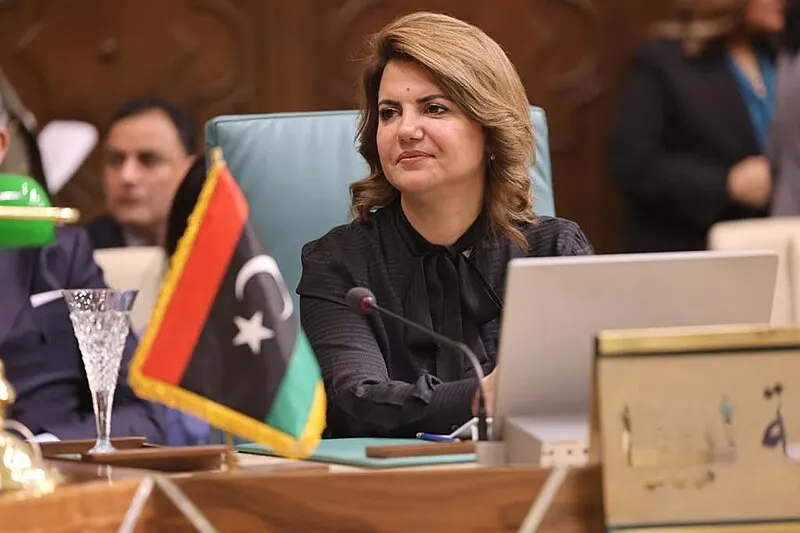 بعد وقفها بسبب لقائها بوزير إسرائيلي.. من هي وزيرة الخارجية الليبية "نجلاء المنقوش"؟