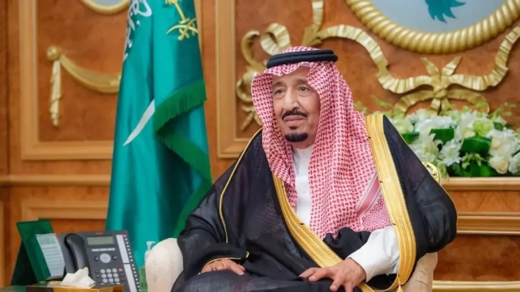 خادم الحرمين الشريفين يُهنيء المواطنين بمناسبة شهر رمضان