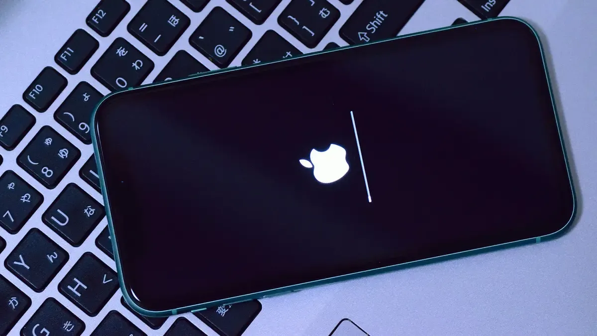 نسب نمو إيرادات منتجات "Apple".. هواتف "iPhone" في الصدارة