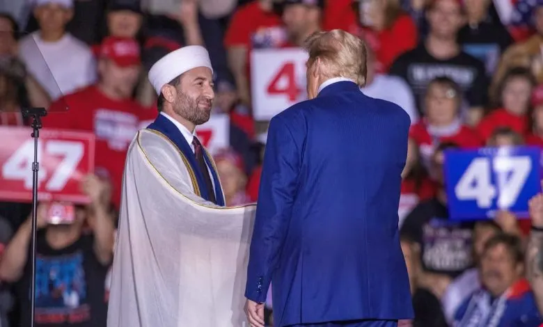 "ترامب" يحبط آمال المسلمين الذين انتخبوه سريعًا