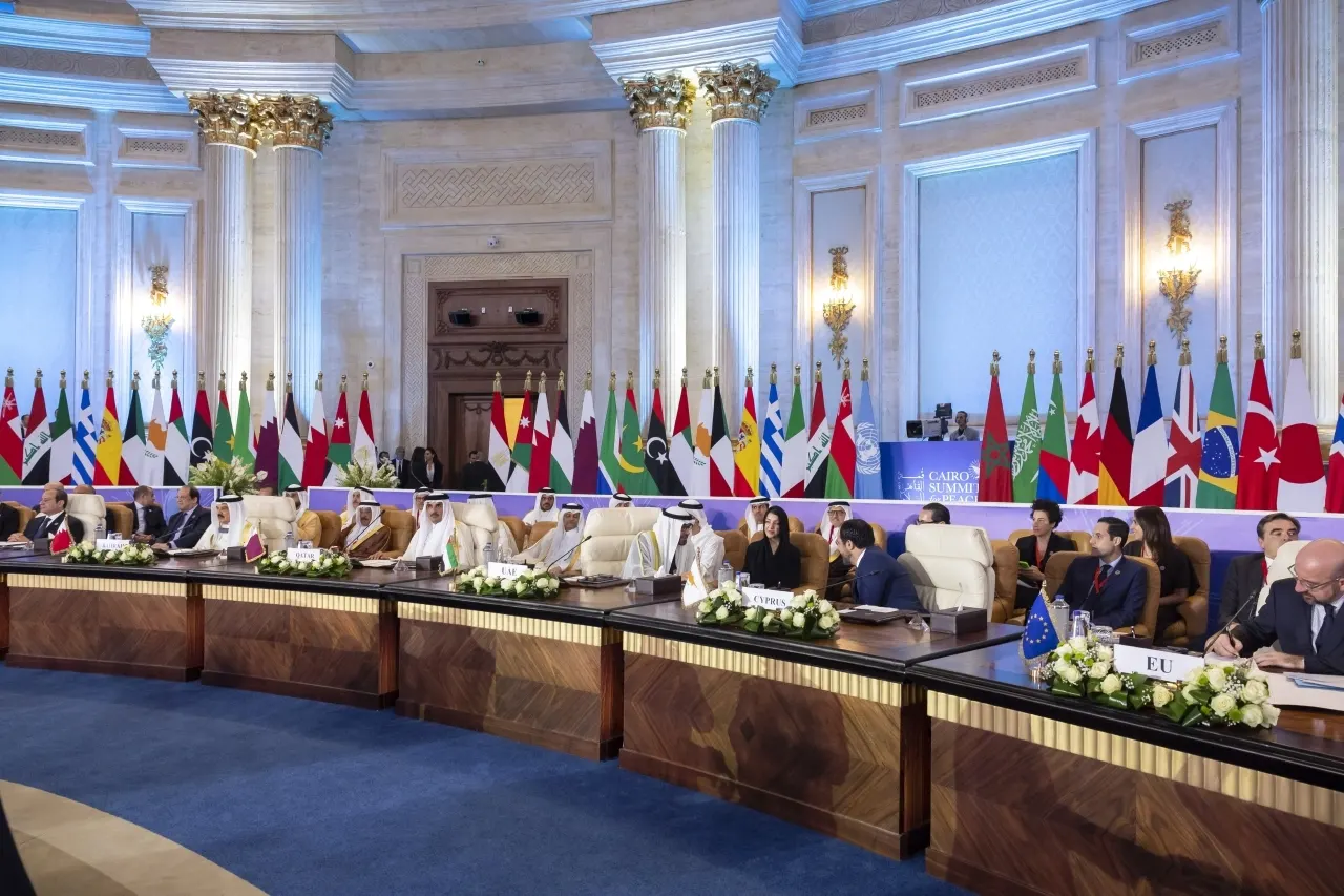 لماذا خرجت قمة القاهرة للسلام في غزة دون بيان ختامي؟