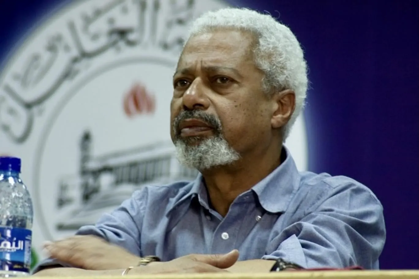 لماذا عزف التنزانيون عن روايات قرنح الفائز بجائزة نوبل؟