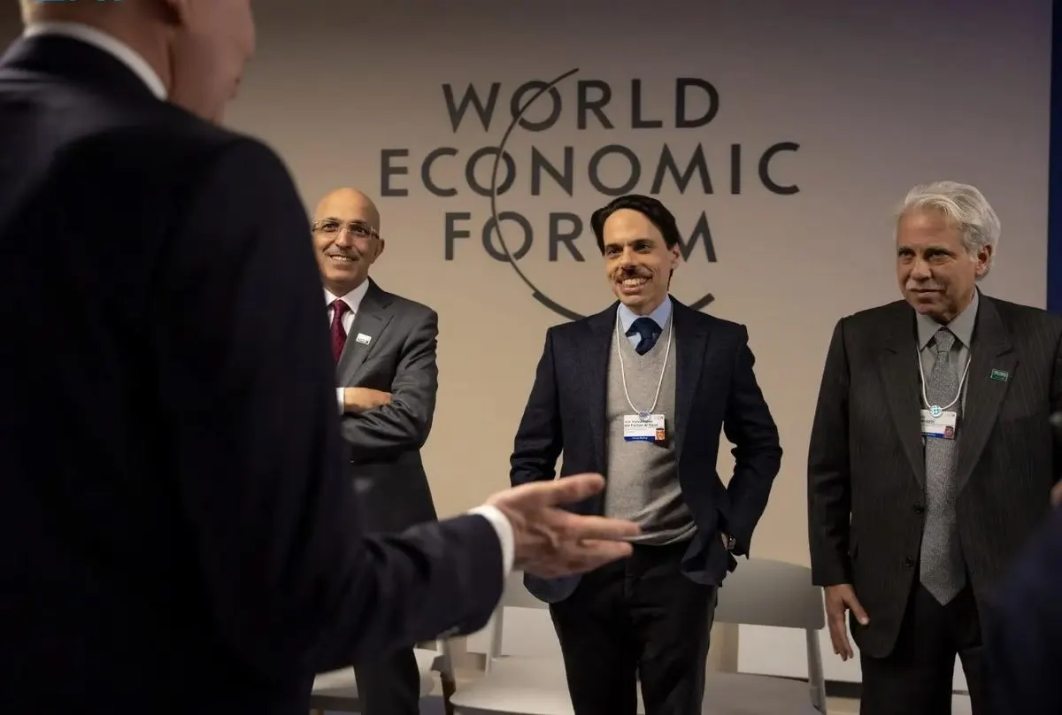 السر وراء حضور المملكة اللافت والواثق في منتدى "دافوس"