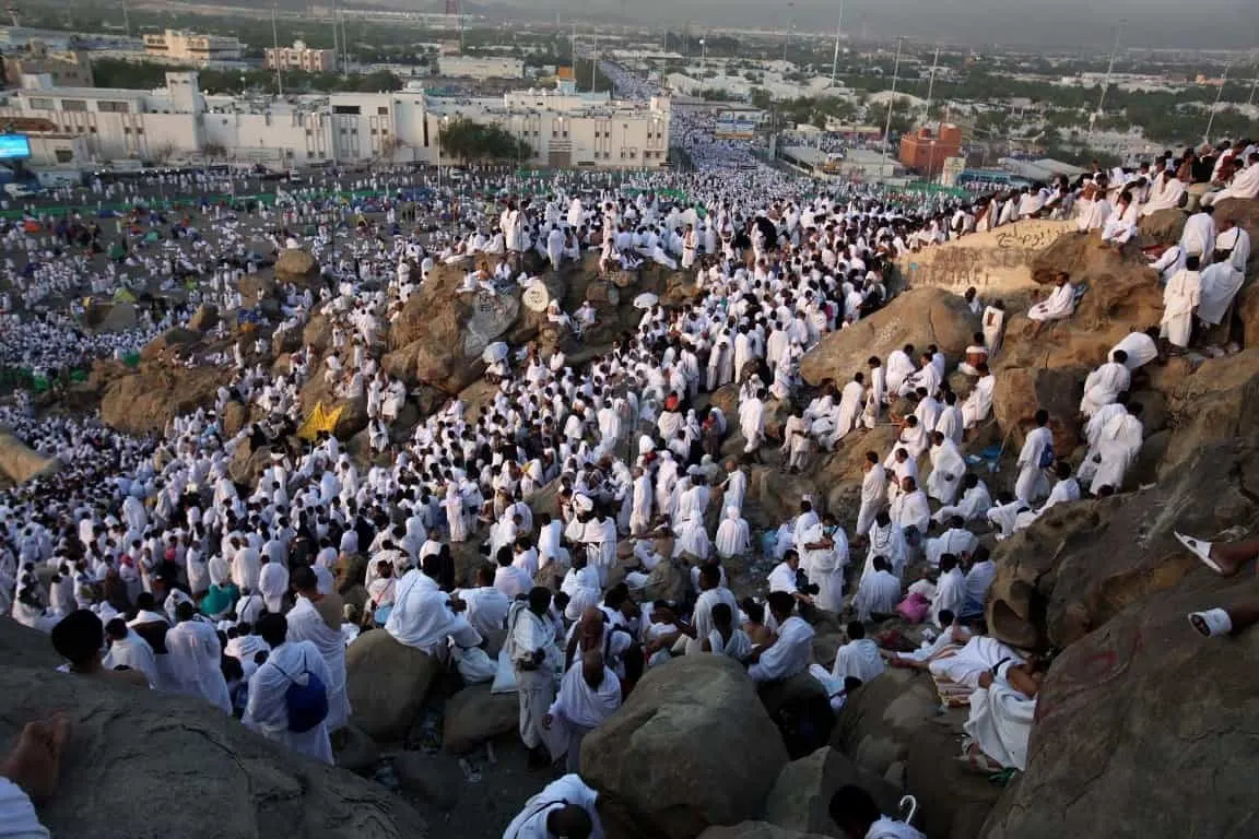 ما هي الحافلات ذاتية القيادة التي ستنقل الحجاج هذا العام؟