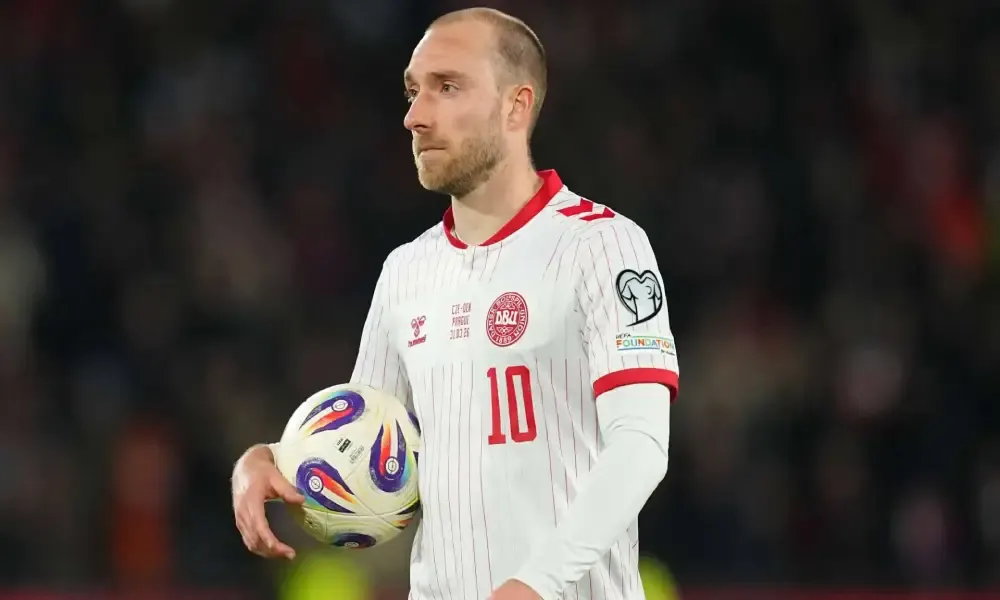تفاصيل سقوط كريستيان إريكسن اللاعب الدنماركي أمام أوكرانيا