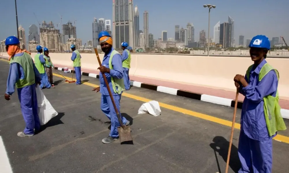 "توافق" و"مستشارك العمالي".. خدمات تضمن بها المملكة حقوق العمال
