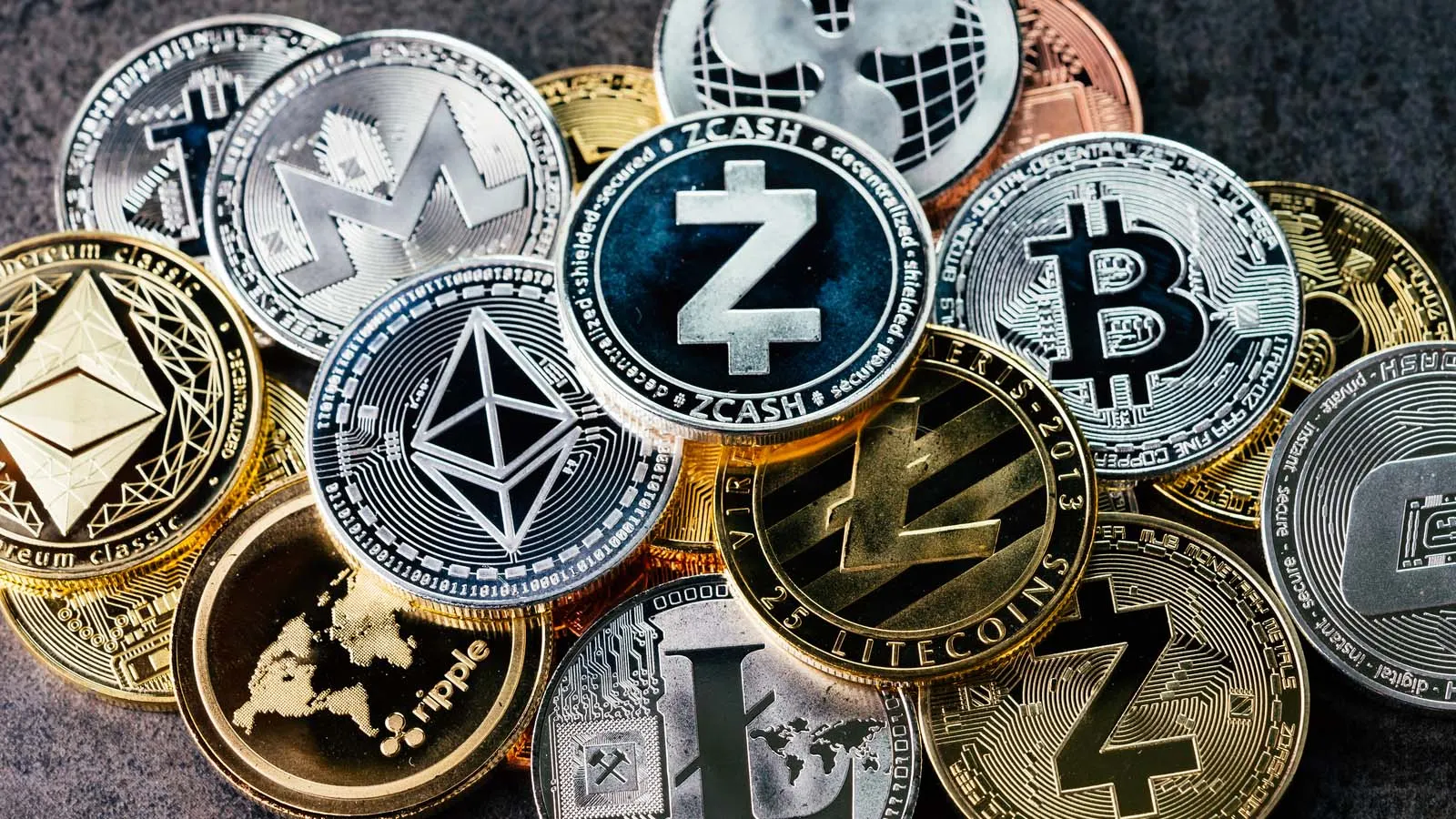 2021.. كيف تحولت إلى العام الذهبي للعملات المشفرة؟