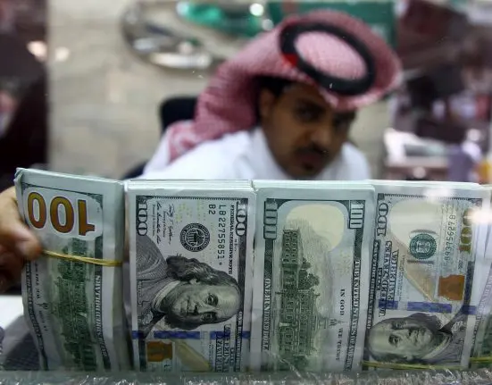الاحتياطيات الأجنبية السعودية تبلغ 1.67 تريليون دولار.. فما أهمية ذلك؟