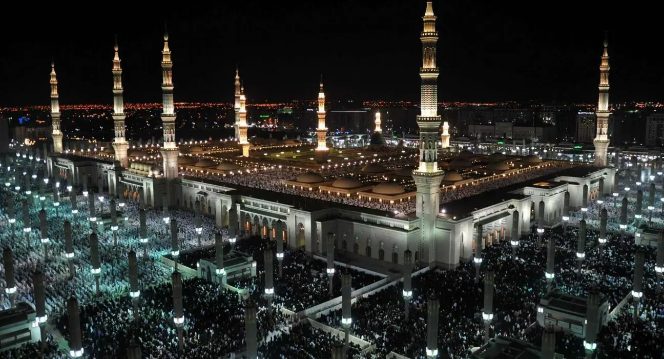 إنارة المسجد النبوي