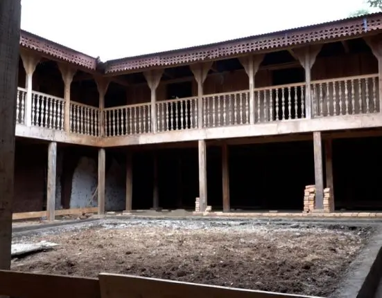 قصر أباجيفار