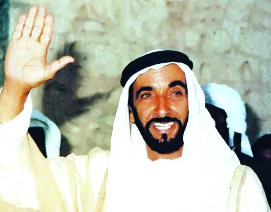 أول رئيس لدولة الإمارات