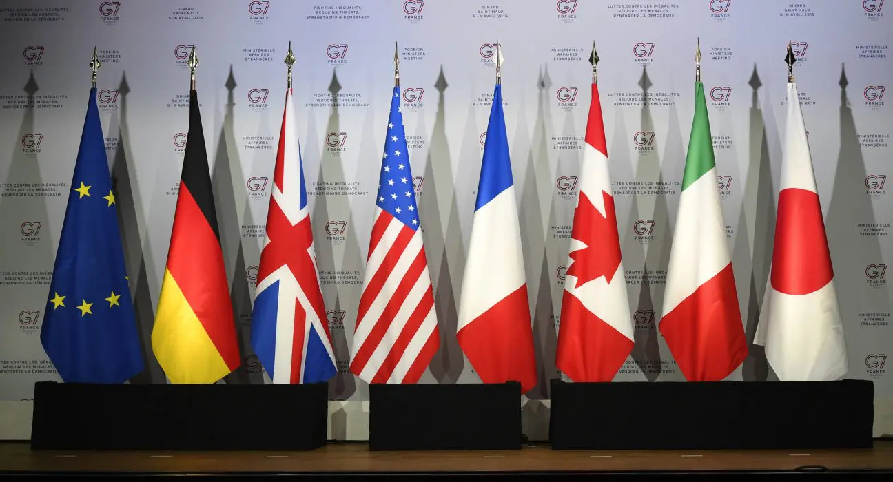 النمو الاقتصادي المتوقع لـ G7 وبريكس في 2024