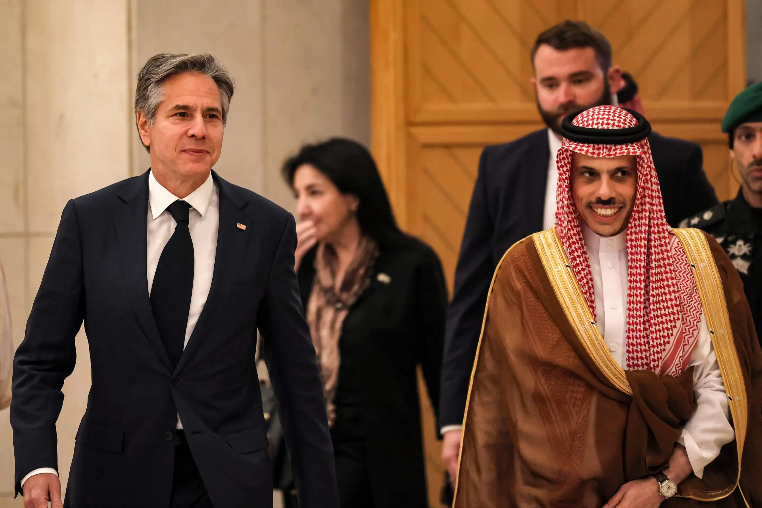 وزير الخارجية السعودي الأمير فيصل بن فرحان مع وزير الخارجية الأمريكي أنتوني بلينكن