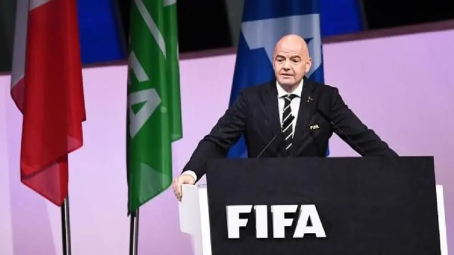 يعد القرار اعتراف بالدور الأساسي الذي يلعبه الاتحاد الدولي لكرة القدم "الفيفا"، والدور المهم الذي تلعبه الاتحادات الإقليمية والوطنية لكرة القدم
