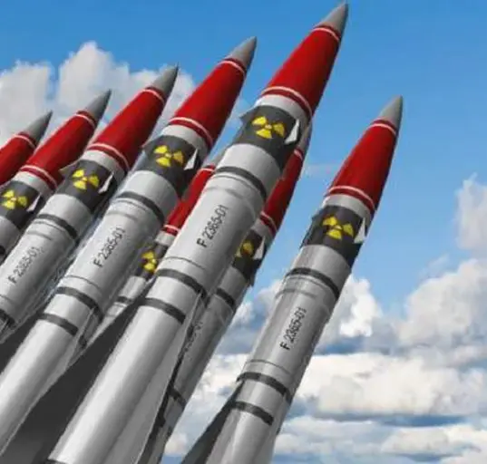 الولايات المتحدة تقدمت بـ"التزام واضح وقوي" يؤكد أن البشر لديهم السيطرة الكاملة على الأسلحة النووية