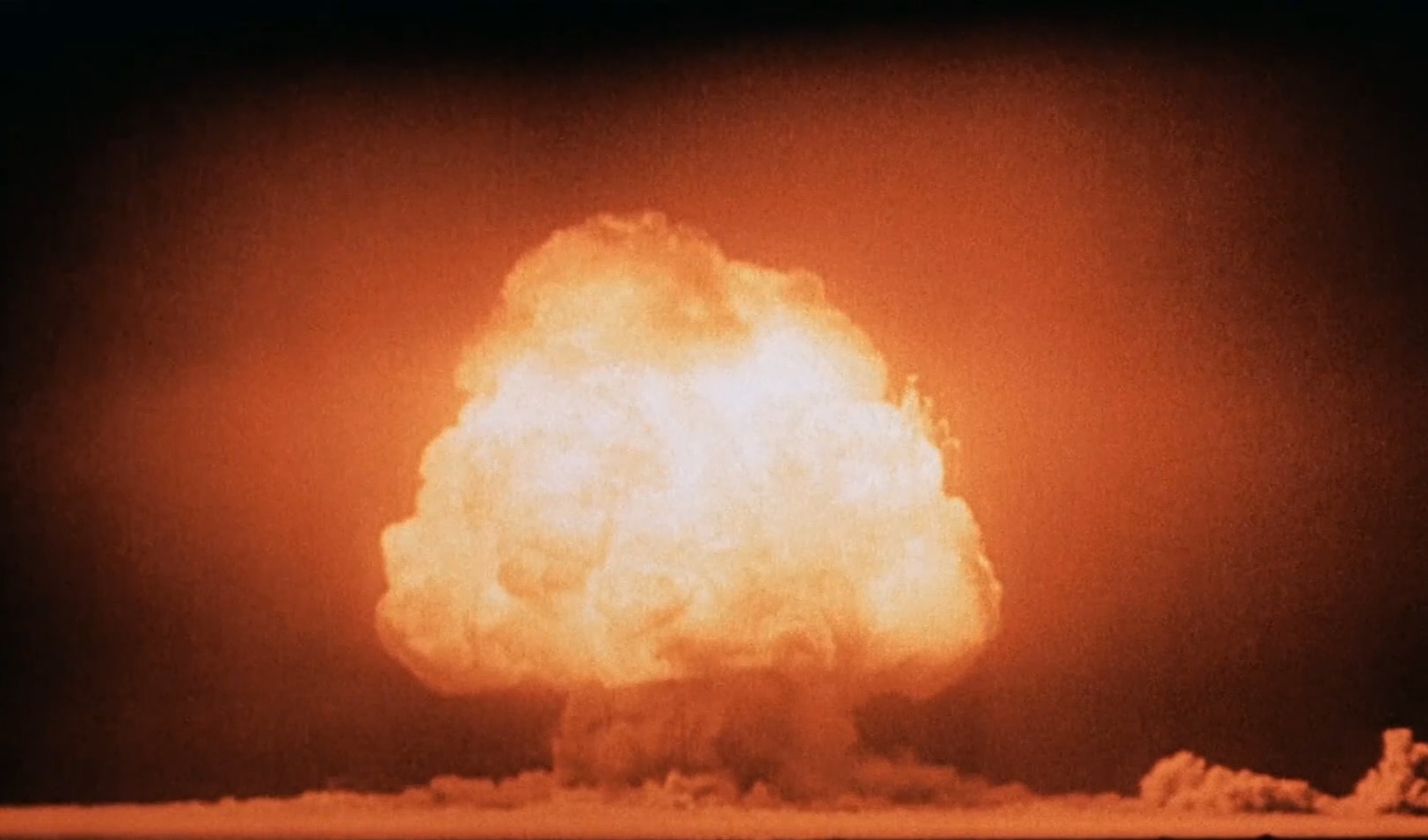 أشهر التجارب النووية في التاريخ