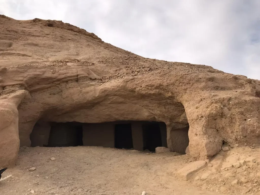 صورة أخرى لمغاير شعيب.. بعدسة المصور السعودي "عبدالإله الفارس"