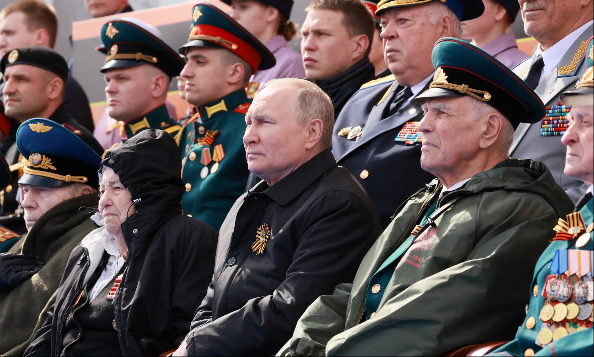 هل يمهد بوتين الطريق لحرب طويلة ومستنزفة؟