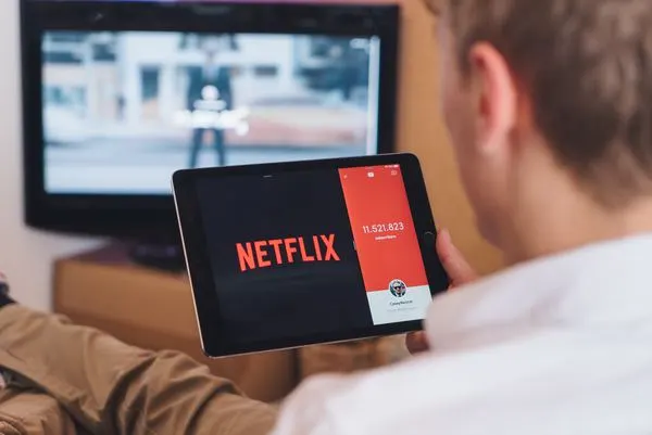 مسلسلات Netflix في نوفمبر