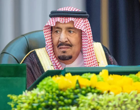 مجلس الوزراء في الرياض