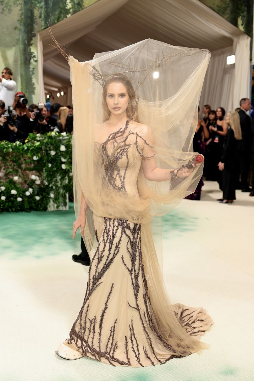 بالصور.. أغرب الأزياء من حفل Met Gala 2024